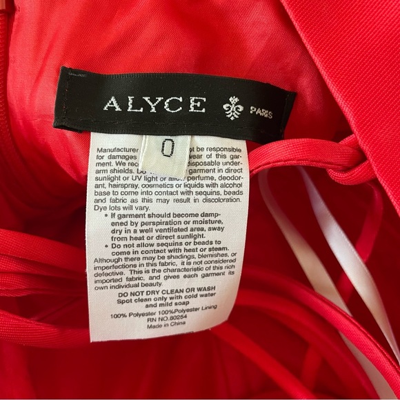 ALYCE PARIS RED DRESS SHORTS HOMECOMING SPAGHETTI STRAPS SIZE 0 - Picture 7 of 12